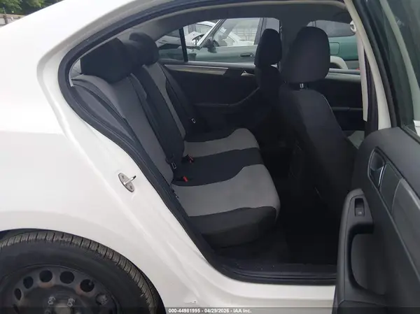 3VW2B7AJXHM216382 2017 VOLKSWAGEN JETTA - Image 8