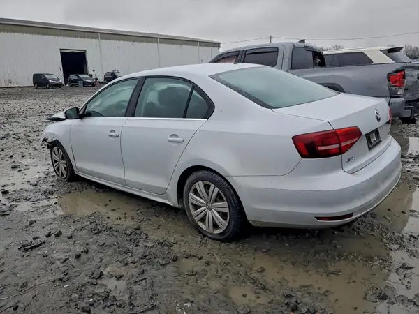 3VW2B7AJXHM229018 2017 VOLKSWAGEN JETTA - Image 2
