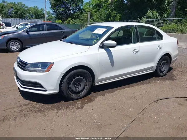 3VW2B7AJXHM230671 2017 VOLKSWAGEN JETTA - Image 2