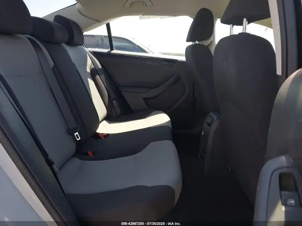 3VW2B7AJXHM233621 2017 VOLKSWAGEN JETTA - Image 8