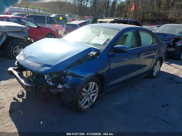 3VW2B7AJXHM238995 2017 VOLKSWAGEN JETTA - Image 2