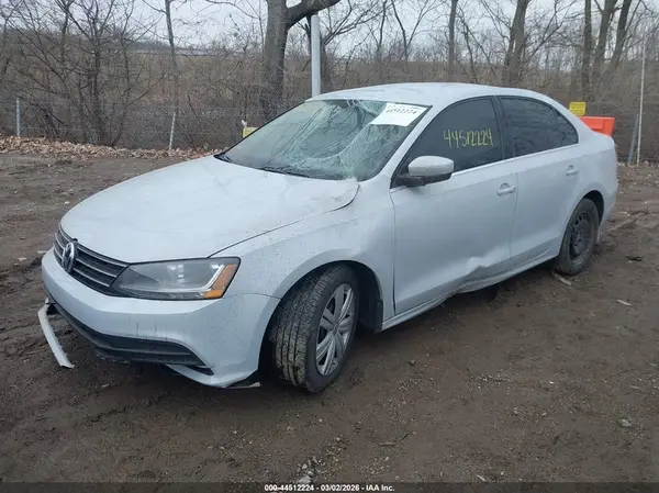 3VW2B7AJXHM254033 2017 VOLKSWAGEN JETTA - Image 2