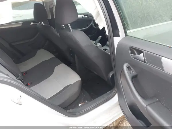 3VW2B7AJXHM254033 2017 VOLKSWAGEN JETTA - Image 8