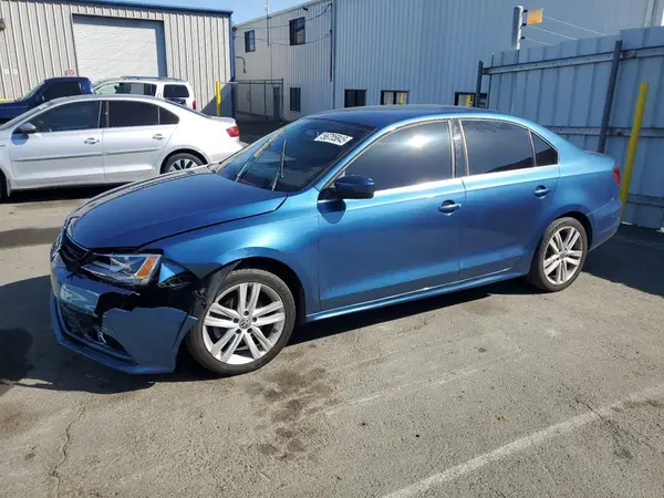 3VW2B7AJXHM256008 2017 VOLKSWAGEN JETTA - Image 1