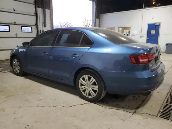 3VW2B7AJXHM256199 2017 VOLKSWAGEN JETTA - Image 2