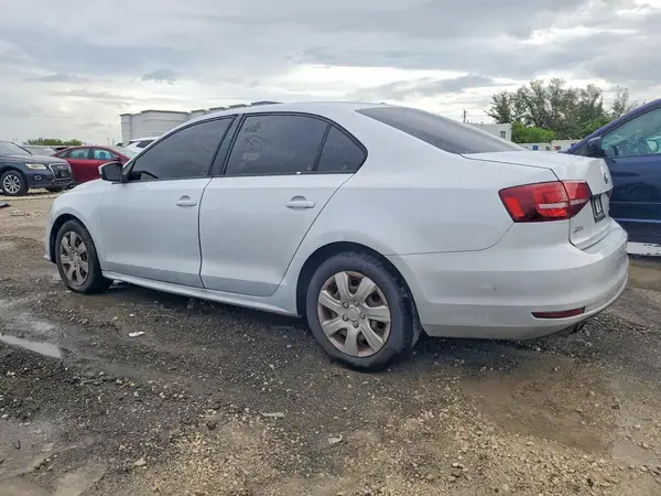 3VW2B7AJXHM274640 2017 VOLKSWAGEN JETTA - Image 2