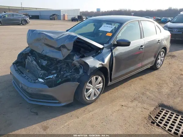 3VW2B7AJXHM286352 2017 VOLKSWAGEN JETTA - Image 2