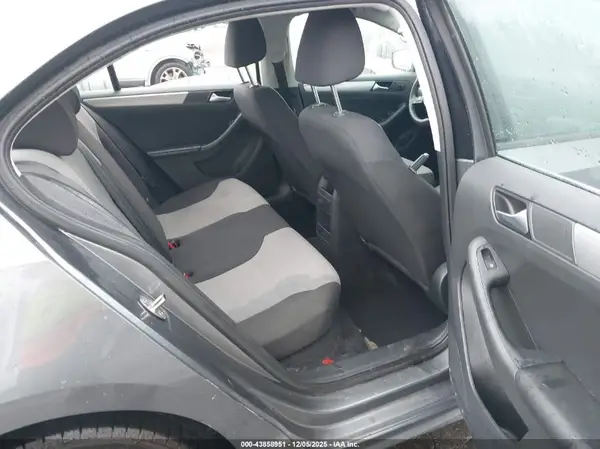3VW2B7AJXHM292541 2017 VOLKSWAGEN JETTA - Image 8