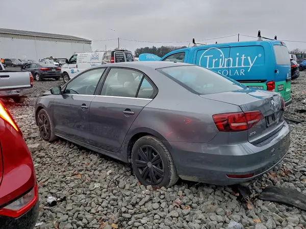 3VW2B7AJXHM309919 2017 VOLKSWAGEN JETTA - Image 2
