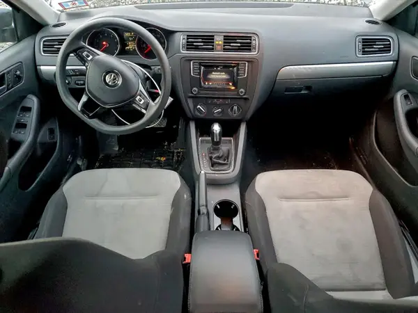 3VW2B7AJXHM309919 2017 VOLKSWAGEN JETTA - Image 8