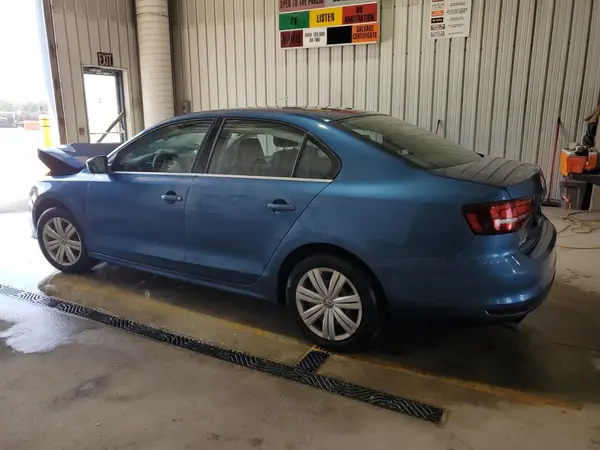 3VW2B7AJXHM317356 2017 VOLKSWAGEN JETTA - Image 2