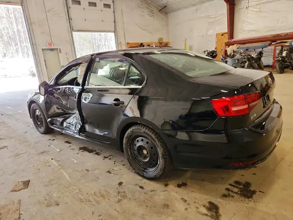 3VW2B7AJXHM325120 2017 VOLKSWAGEN JETTA - Image 2