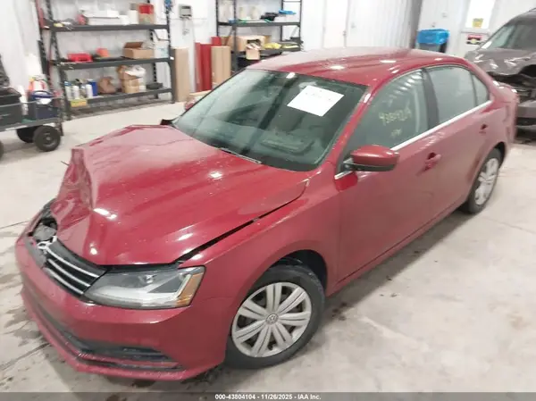 3VW2B7AJXHM331208 2017 VOLKSWAGEN JETTA - Image 2