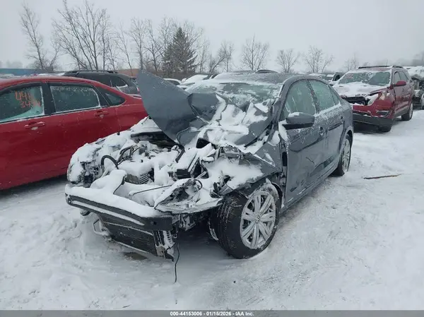3VW2B7AJXHM331595 2017 VOLKSWAGEN JETTA - Image 2