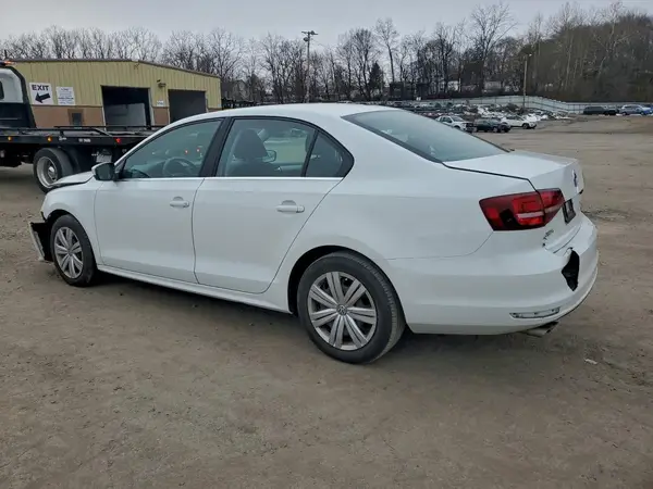 3VW2B7AJXHM334934 2017 VOLKSWAGEN JETTA - Image 2