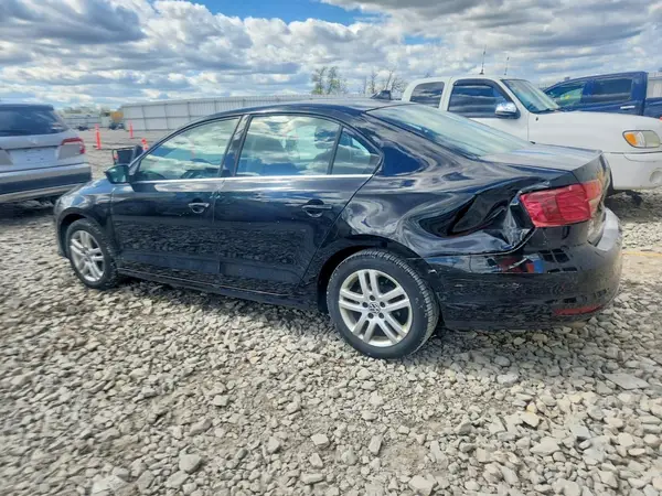 3VW2B7AJXHM336084 2017 VOLKSWAGEN JETTA - Image 2
