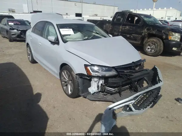 3VW2B7AJXHM343584 2017 VOLKSWAGEN JETTA - Image 1