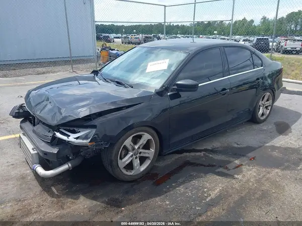 3VW2B7AJXHM349417 2017 VOLKSWAGEN JETTA - Image 2