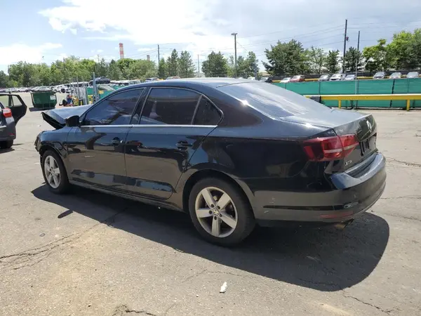 3VW2B7AJXHM355993 2017 VOLKSWAGEN JETTA - Image 2