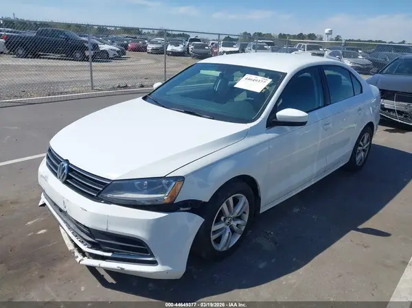 3VW2B7AJXHM368744 2017 VOLKSWAGEN JETTA - Image 2