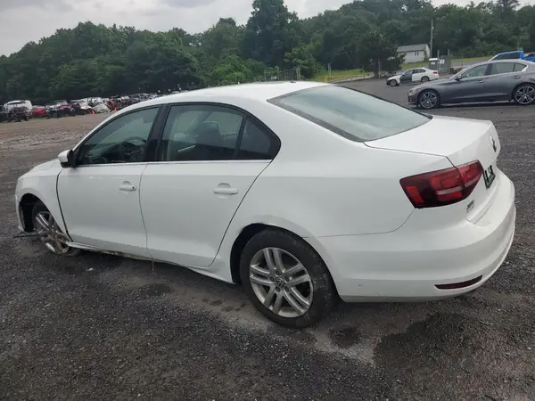 3VW2B7AJXHM370574 2017 VOLKSWAGEN JETTA - Image 2