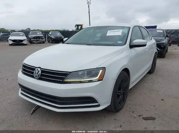 3VW2B7AJXHM374740 2017 VOLKSWAGEN JETTA - Image 2