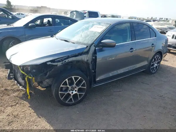 3VW2B7AJXHM378223 2017 VOLKSWAGEN JETTA - Image 2