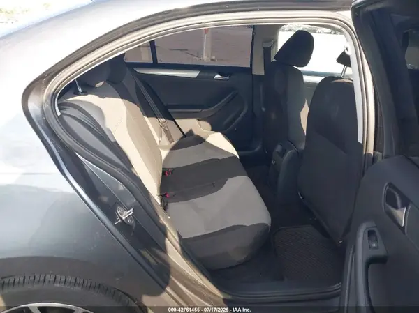 3VW2B7AJXHM378223 2017 VOLKSWAGEN JETTA - Image 8