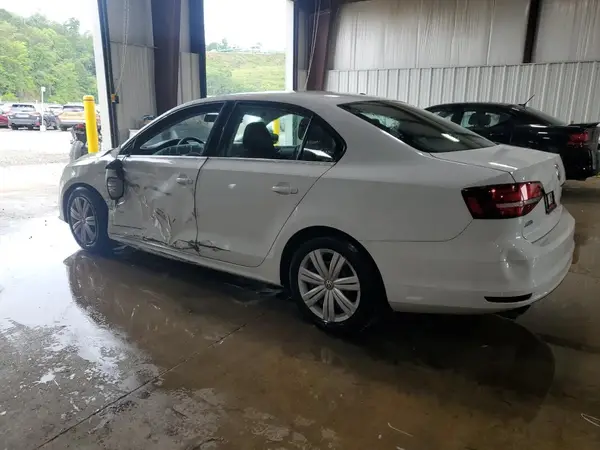 3VW2B7AJXHM380196 2017 VOLKSWAGEN JETTA - Image 2
