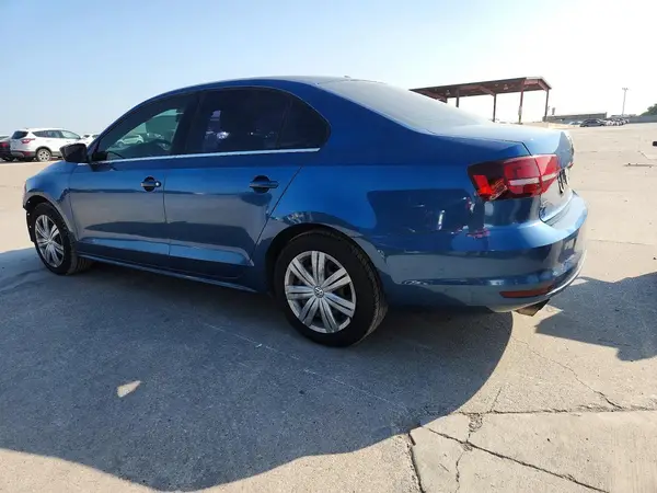 3VW2B7AJXHM383826 2017 VOLKSWAGEN JETTA - Image 2