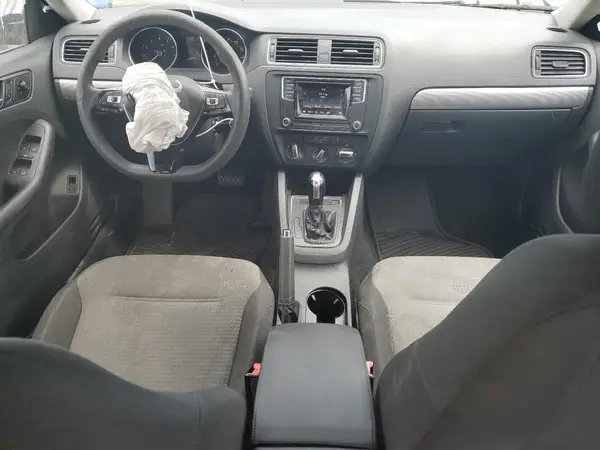 3VW2B7AJXHM388055 2017 VOLKSWAGEN JETTA - Image 8