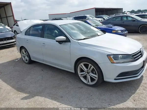 3VW2B7AJXHM389254 2017 VOLKSWAGEN JETTA - Image 1