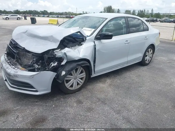 3VW2B7AJXHM397578 2017 VOLKSWAGEN JETTA - Image 2