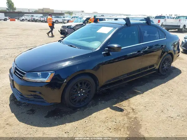 3VW2B7AJXHM399458 2017 VOLKSWAGEN JETTA - Image 2