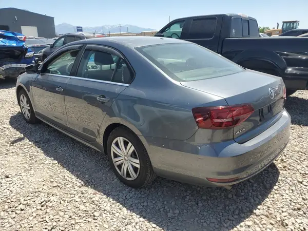 3VW2B7AJXHM411947 2017 VOLKSWAGEN JETTA - Image 2