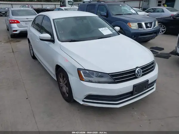 3VW2B7AJXHM414539 2017 VOLKSWAGEN JETTA - Image 1