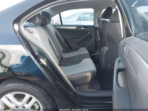 3VW2B7AJXJM212659 2018 VOLKSWAGEN JETTA - Image 8
