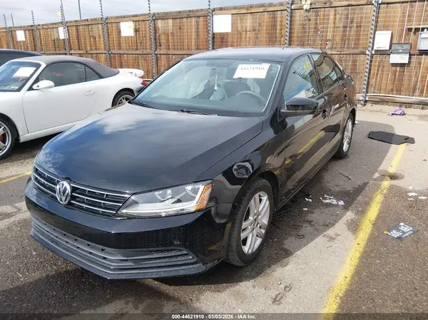 3VW2B7AJXJM223337 2018 VOLKSWAGEN JETTA - Image 2