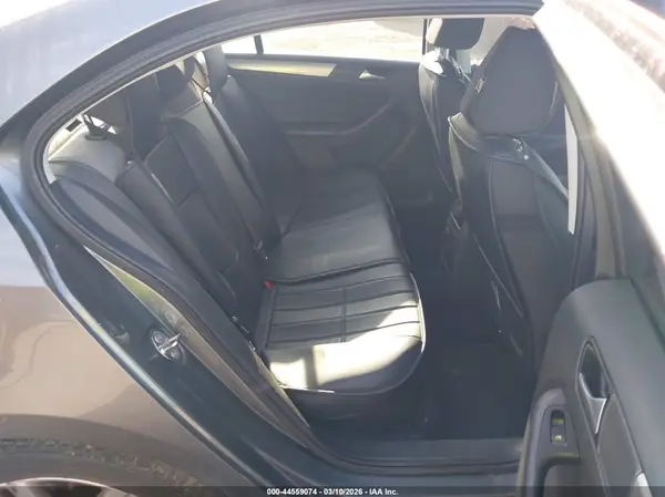 3VW2B7AJXJM227436 2018 VOLKSWAGEN JETTA - Image 8