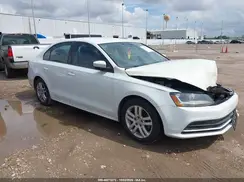 3VW2B7AJXJM227761 2018 VOLKSWAGEN JETTA