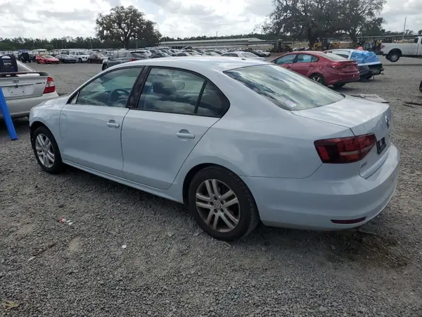3VW2B7AJXJM232930 2018 VOLKSWAGEN JETTA - Image 2