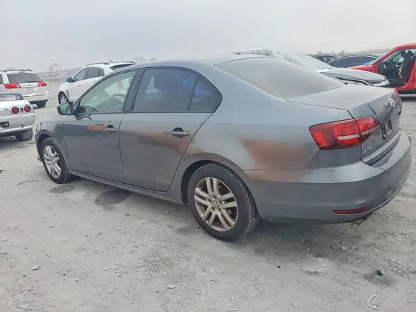 3VW2B7AJXJM242776 2018 VOLKSWAGEN JETTA - Image 2