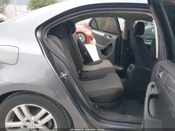 3VW2B7AJXJM252210 2018 VOLKSWAGEN JETTA - Image 8