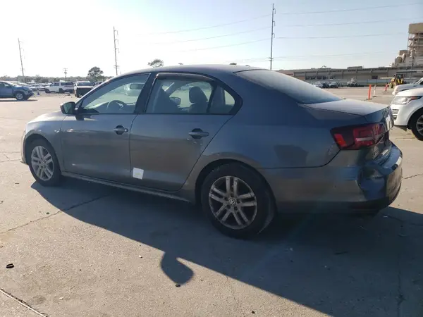 3VW2B7AJXJM257732 2018 VOLKSWAGEN JETTA - Image 2