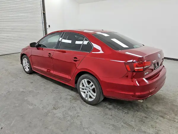 3VW2B7AJXJM258234 2018 VOLKSWAGEN JETTA - Image 2