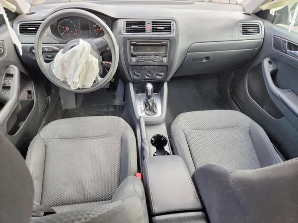 3VW2K7AJ0EM218976 2016 VOLKSWAGEN JETTA - Image 8