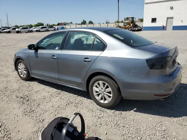 3VW2K7AJ4FM282388 2019 VOLKSWAGEN JETTA - Image 2