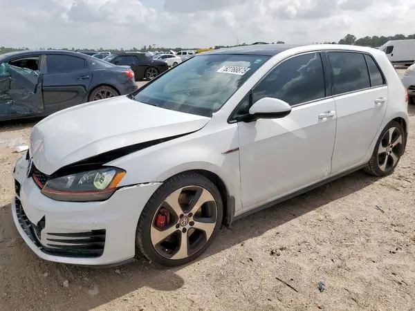 3VW447AU0GM047758 2016 VOLKSWAGEN GTI - Image 1