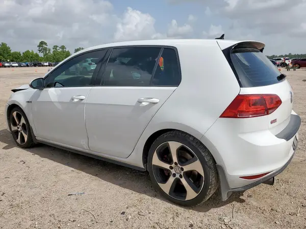 3VW447AU0GM047758 2016 VOLKSWAGEN GTI - Image 2