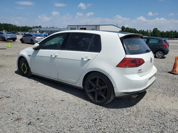 3VW447AU0GM067704 2016 VOLKSWAGEN GTI - Image 2